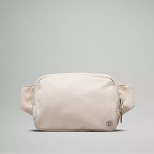 Lululemon Everywhere Belt Bag Large 2L NWT